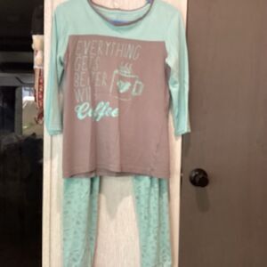 NWOT. SERRA Brand Women’s Size Small 2 PC Pajama Set